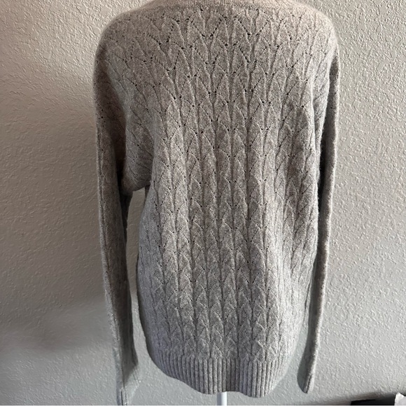 Nordstrom Light Grey Shimmery/Sparkley V-Neck Cable Knit Sweater - Picture 3 of 6